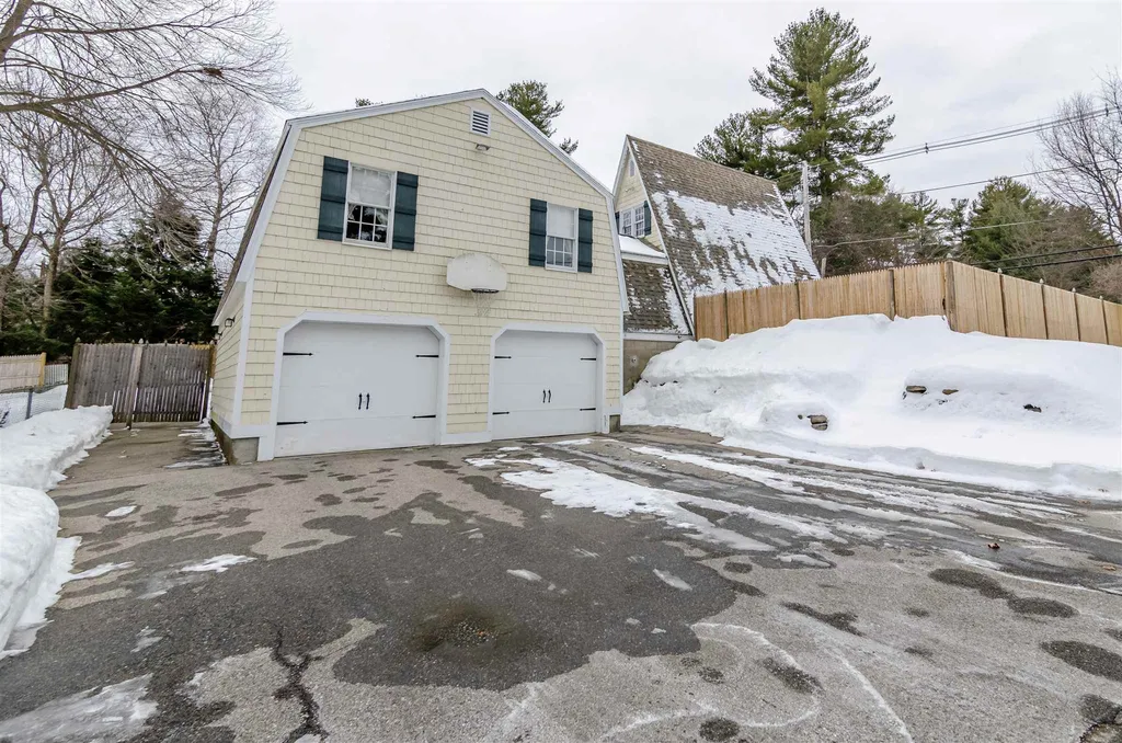 118 N Main Street Salem NH 03079