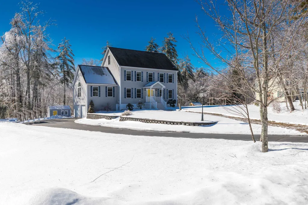 80 Winkley Farm Lane Rochester NH 03867-4265