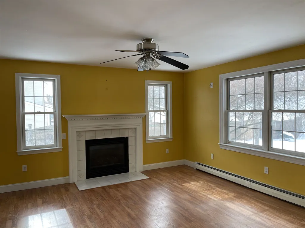 17 Danielle Lane Dover NH 03820
