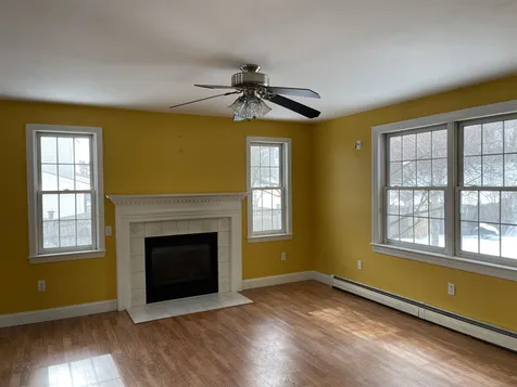 17 Danielle Lane Dover NH 03820