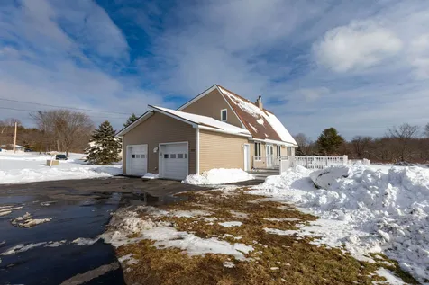 159 Marsh Road Pelham NH 03076