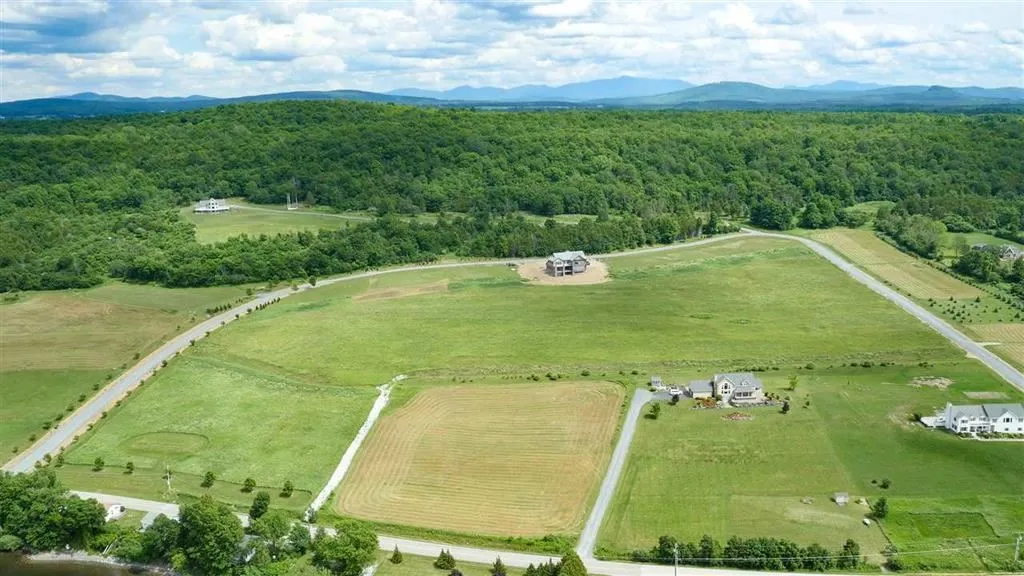 G Harriet Drive Georgia VT 05478