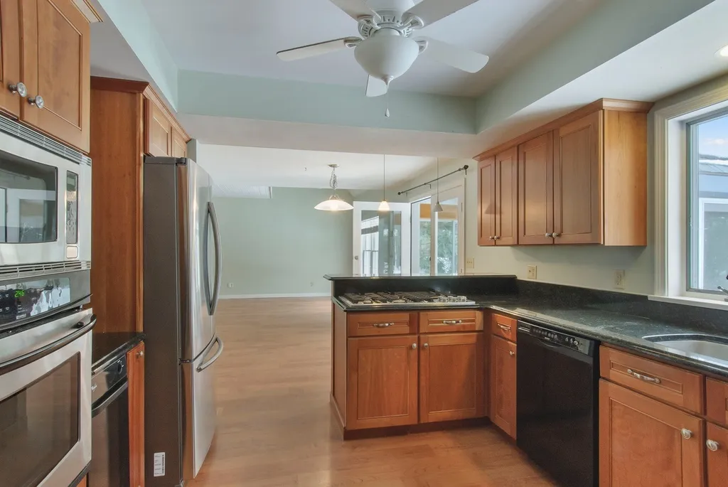 54 Stratham Green Road Stratham NH 03885