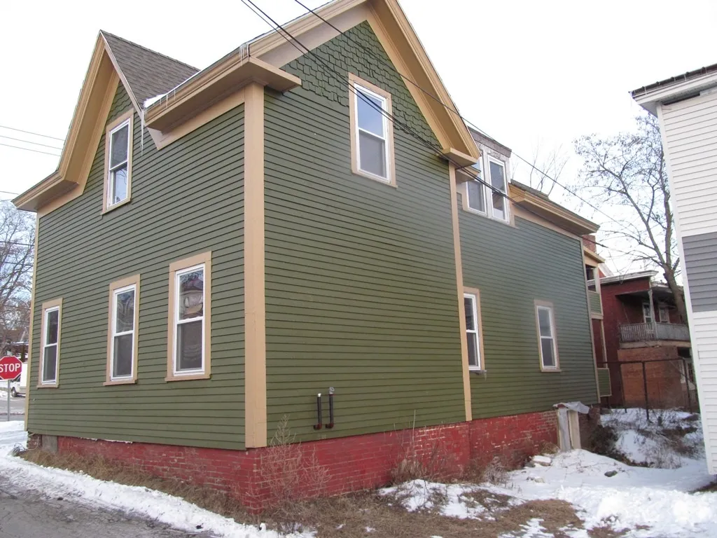 174 Main Street Claremont NH 03743