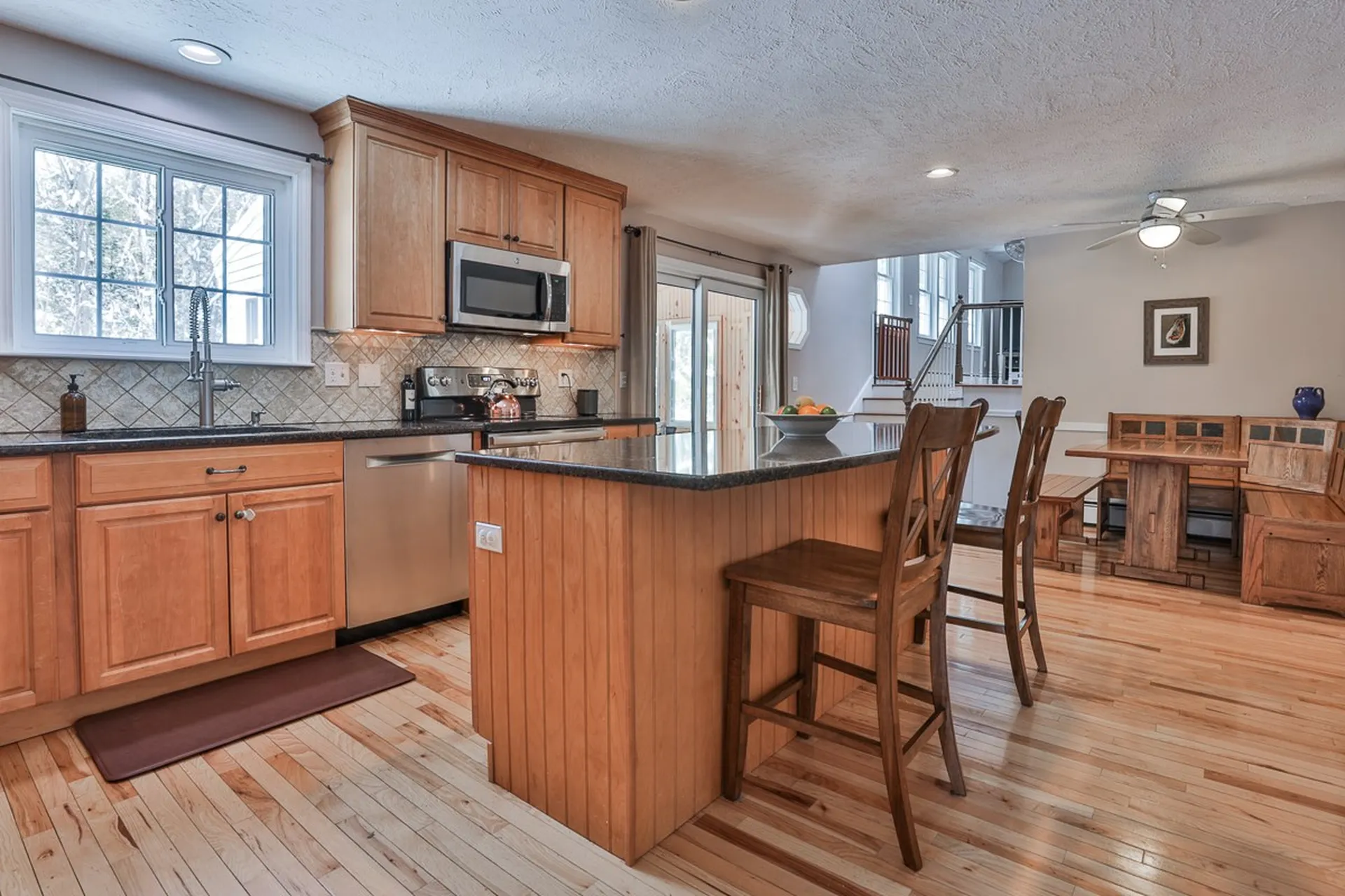 8 Crestwood Court Amherst NH 03031