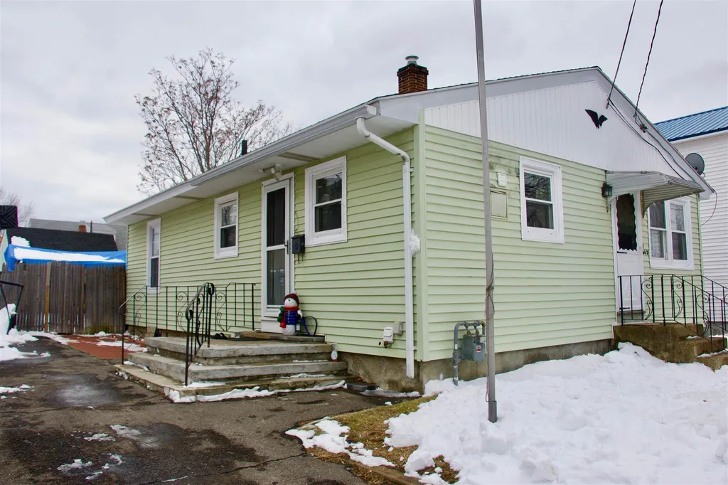 543 Dix Street Manchester NH 03103