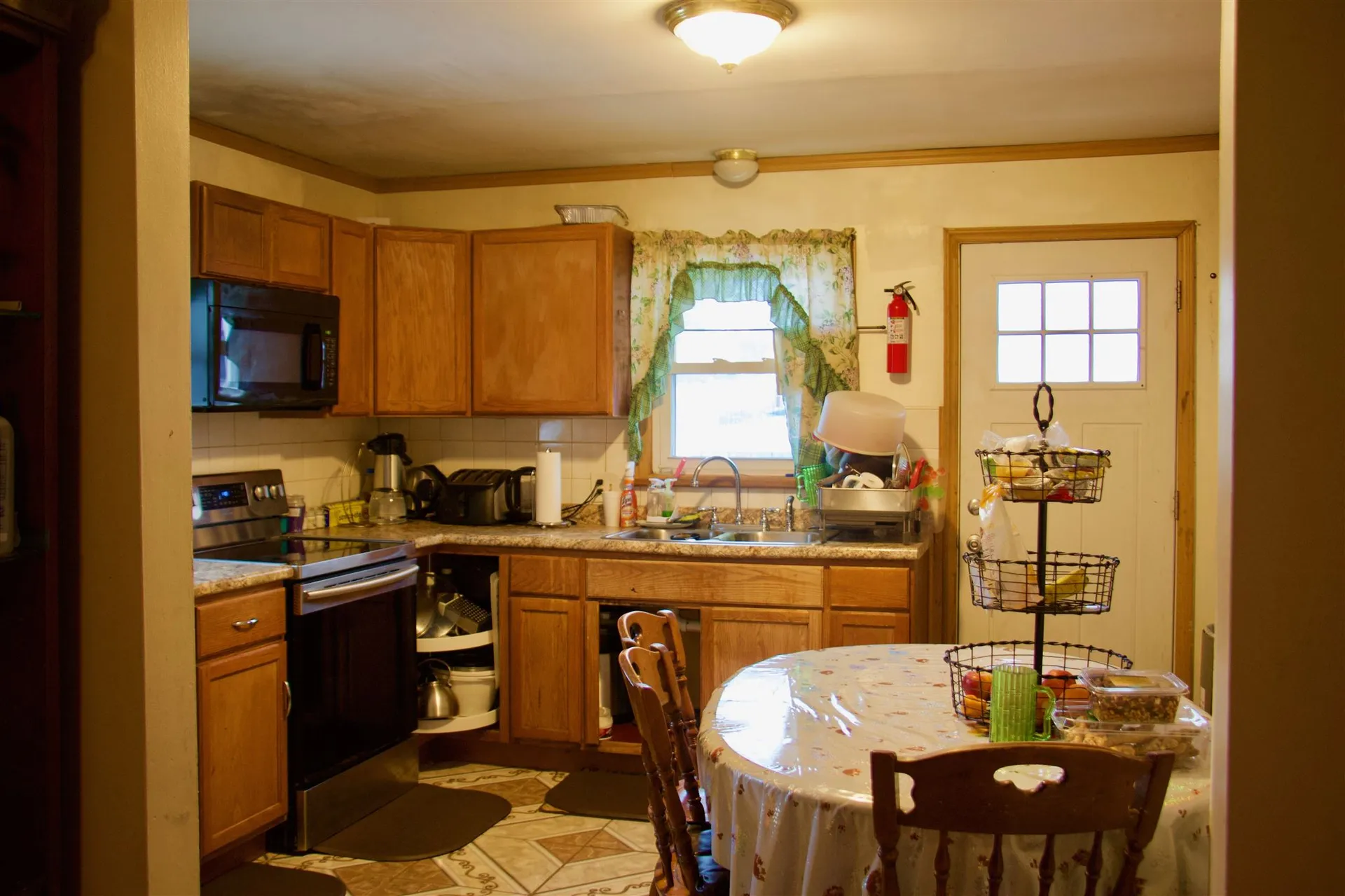 543 Dix Street Manchester NH 03103