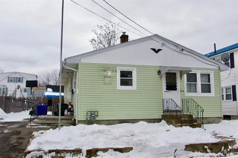 543 Dix Street Manchester NH 03103
