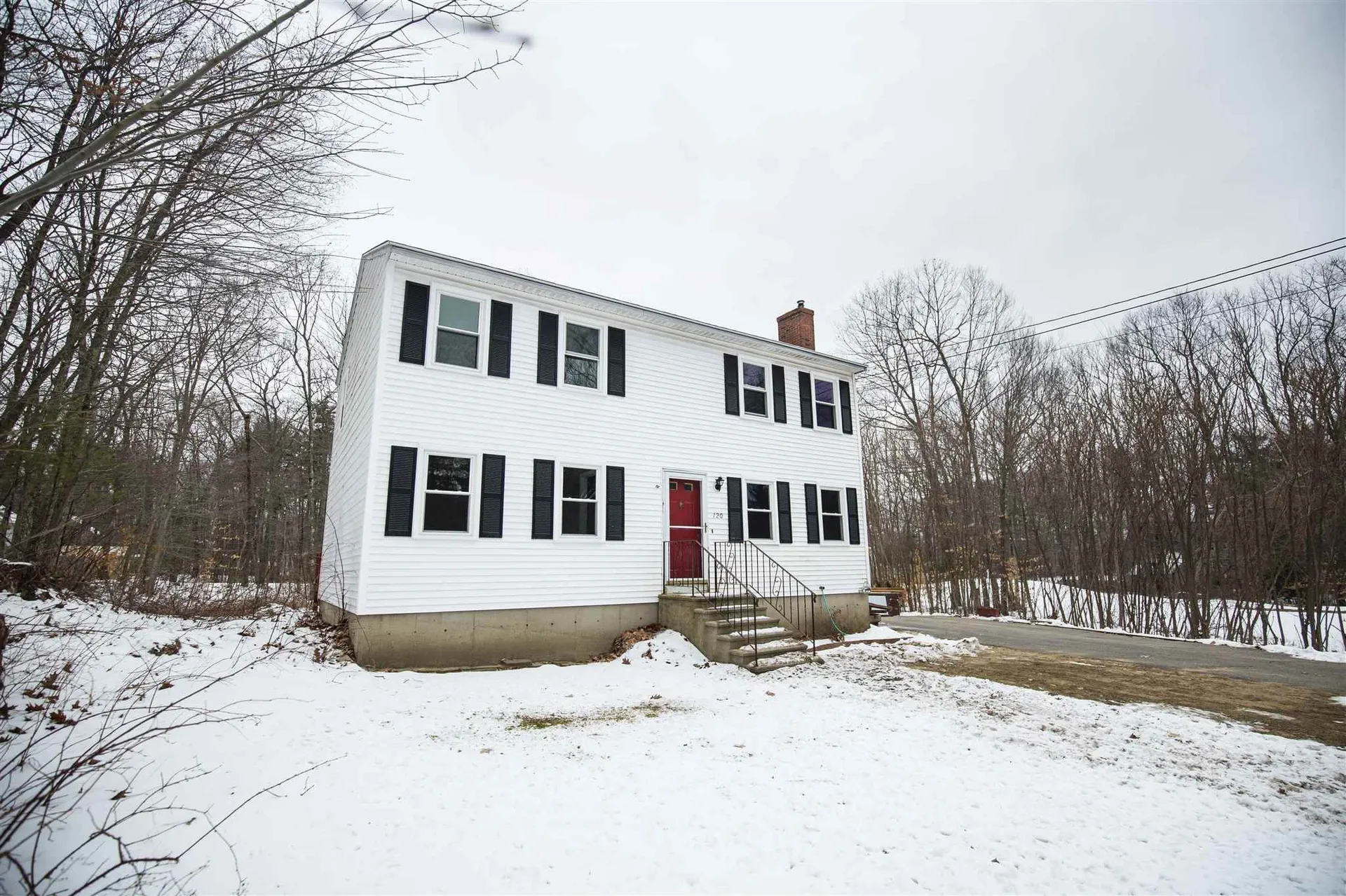 120 Olesen Road Derry NH 03038