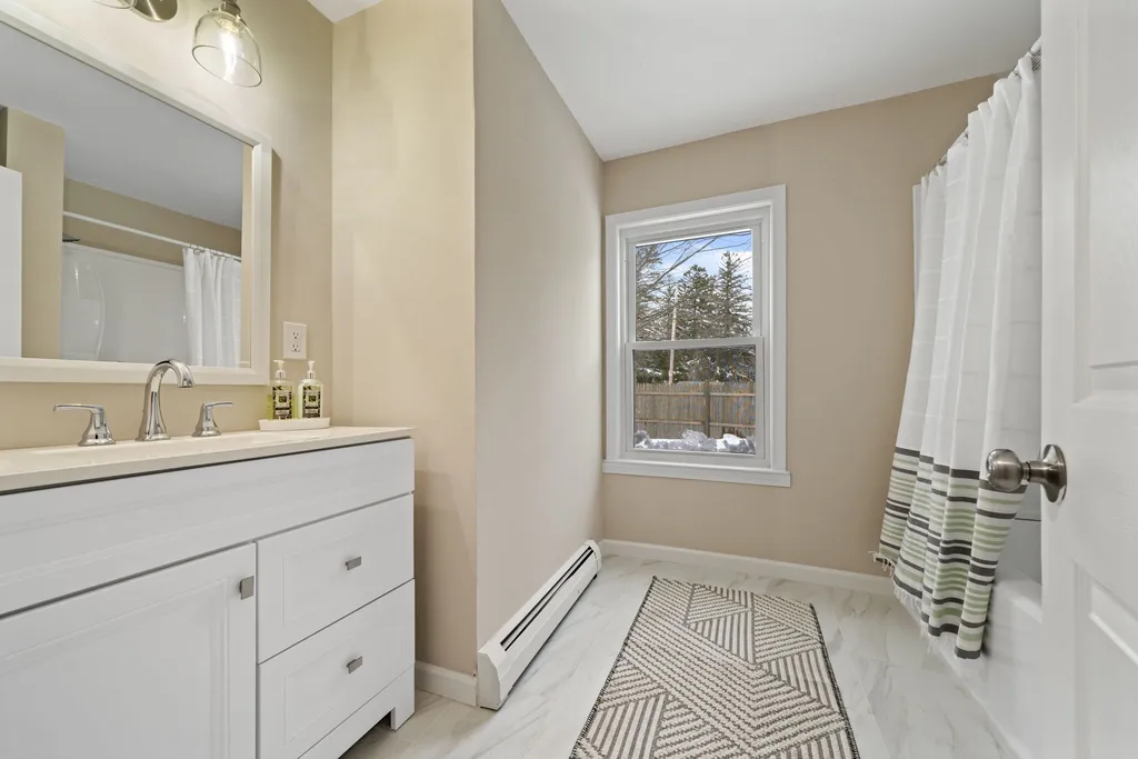 35 Park Avenue Hampton NH 03842