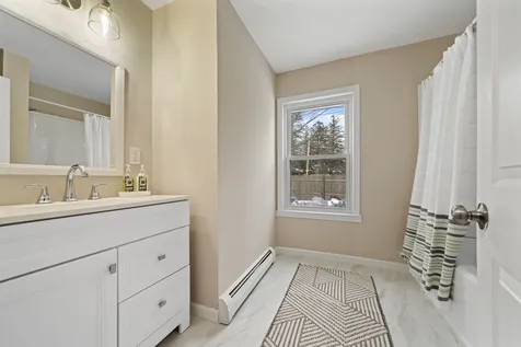 35 Park Avenue Hampton NH 03842
