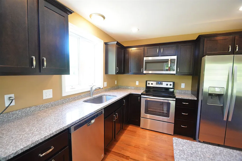 51 Constitution Way Rochester NH 03867