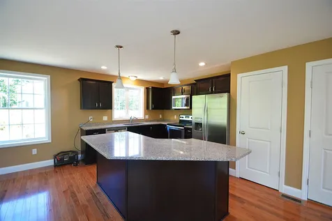 51 Constitution Way Rochester NH 03867