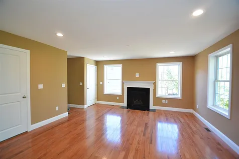 51 Constitution Way Rochester NH 03867
