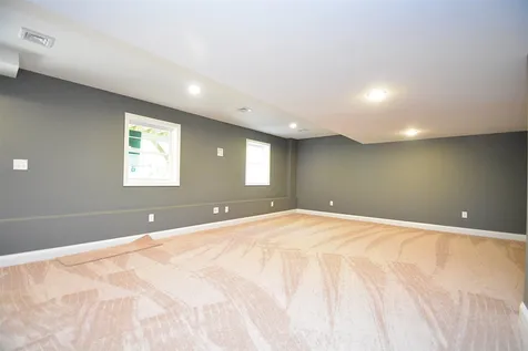 51 Constitution Way Rochester NH 03867