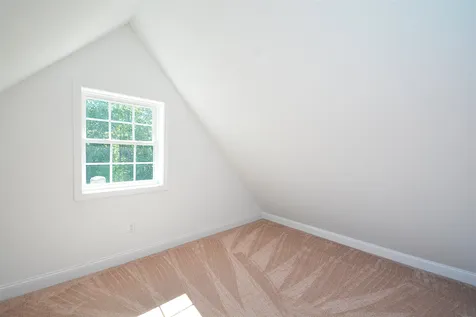 51 Constitution Way Rochester NH 03867