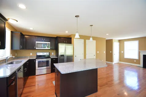 51 Constitution Way Rochester NH 03867