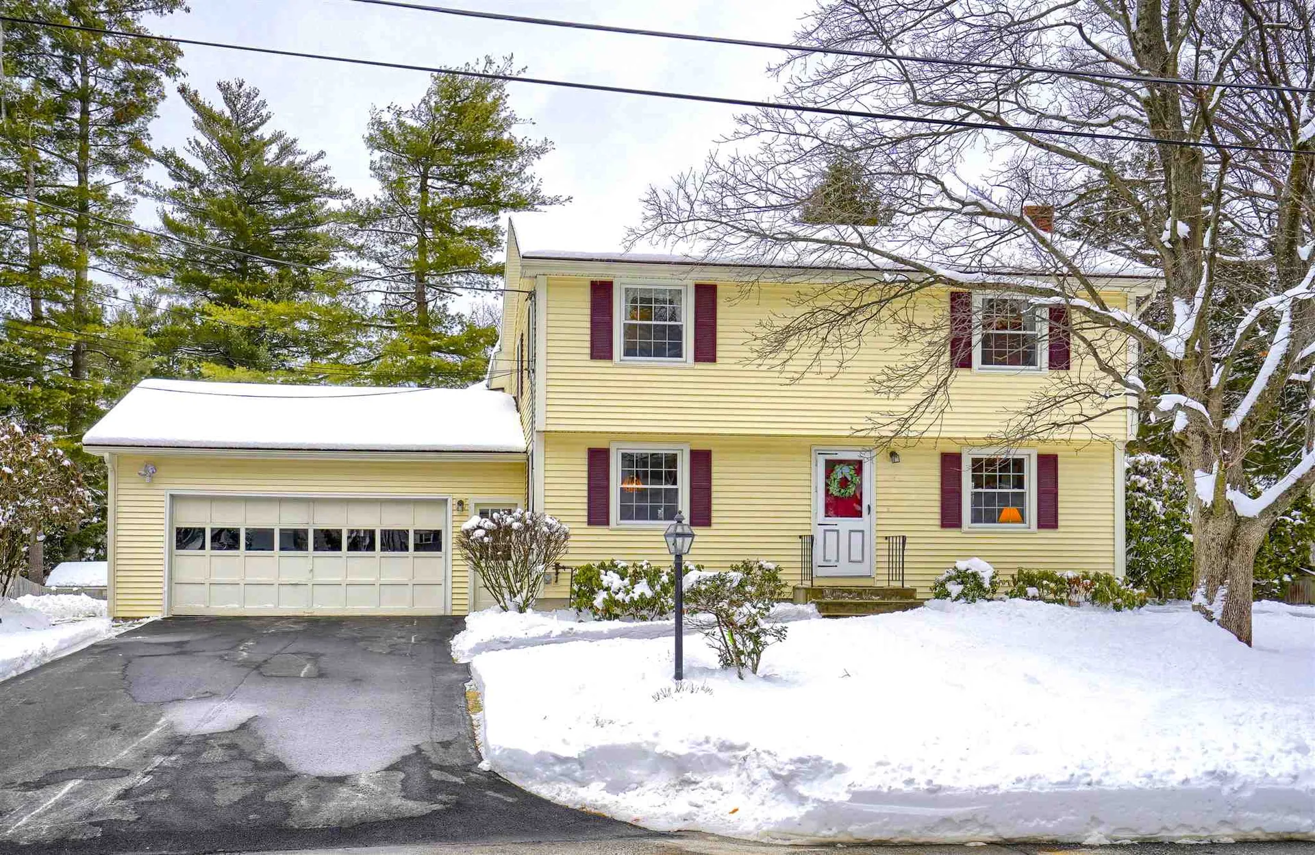 11 Alice Drive Nashua NH 03063