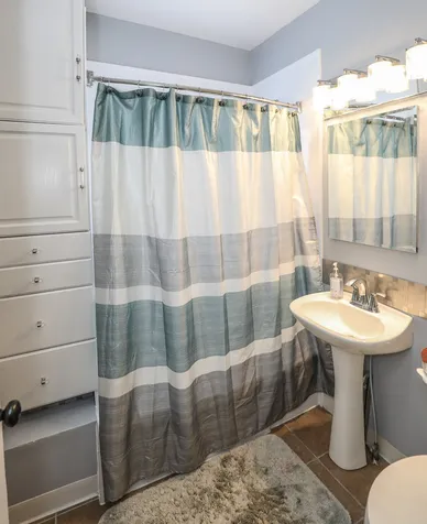 15 Fairview Avenue Nashua NH 03060
