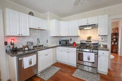 15 Fairview Avenue Nashua NH 03060