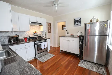 15 Fairview Avenue Nashua NH 03060