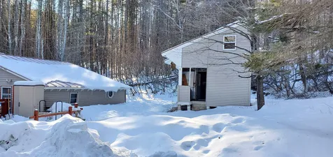 31 Cobb Hill Road Hartland VT 05048-9429