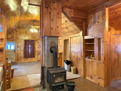 31 Cobb Hill Road Hartland VT 05048-9429