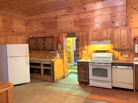 31 Cobb Hill Road Hartland VT 05048-9429