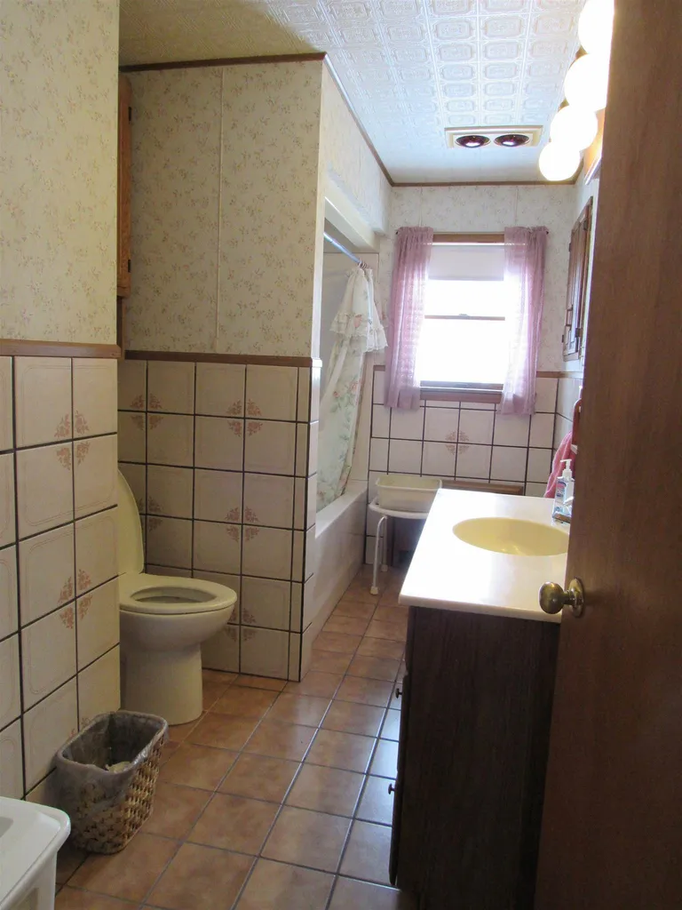 1 Alice Street Berlin NH 03570