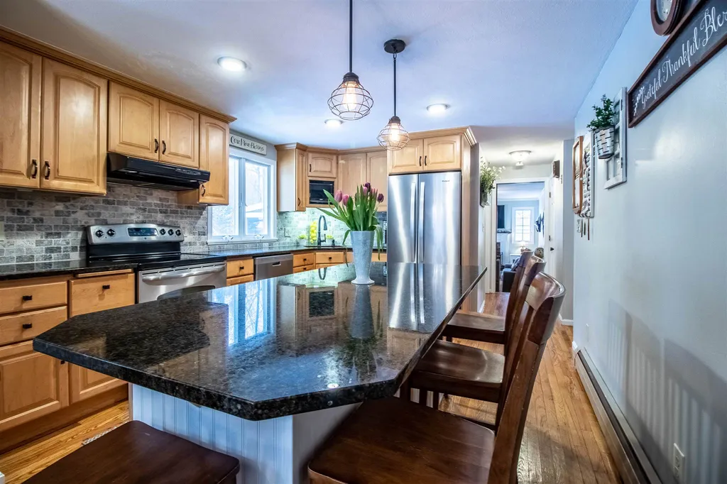 4 Meadow Lane Rochester NH 03867