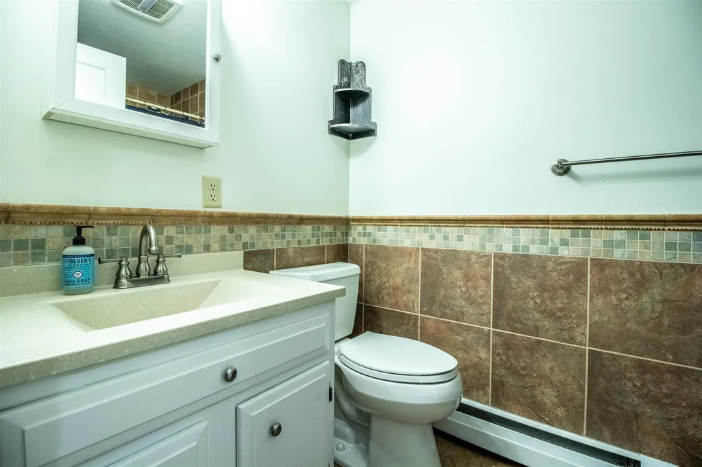 4 Meadow Lane Rochester NH 03867