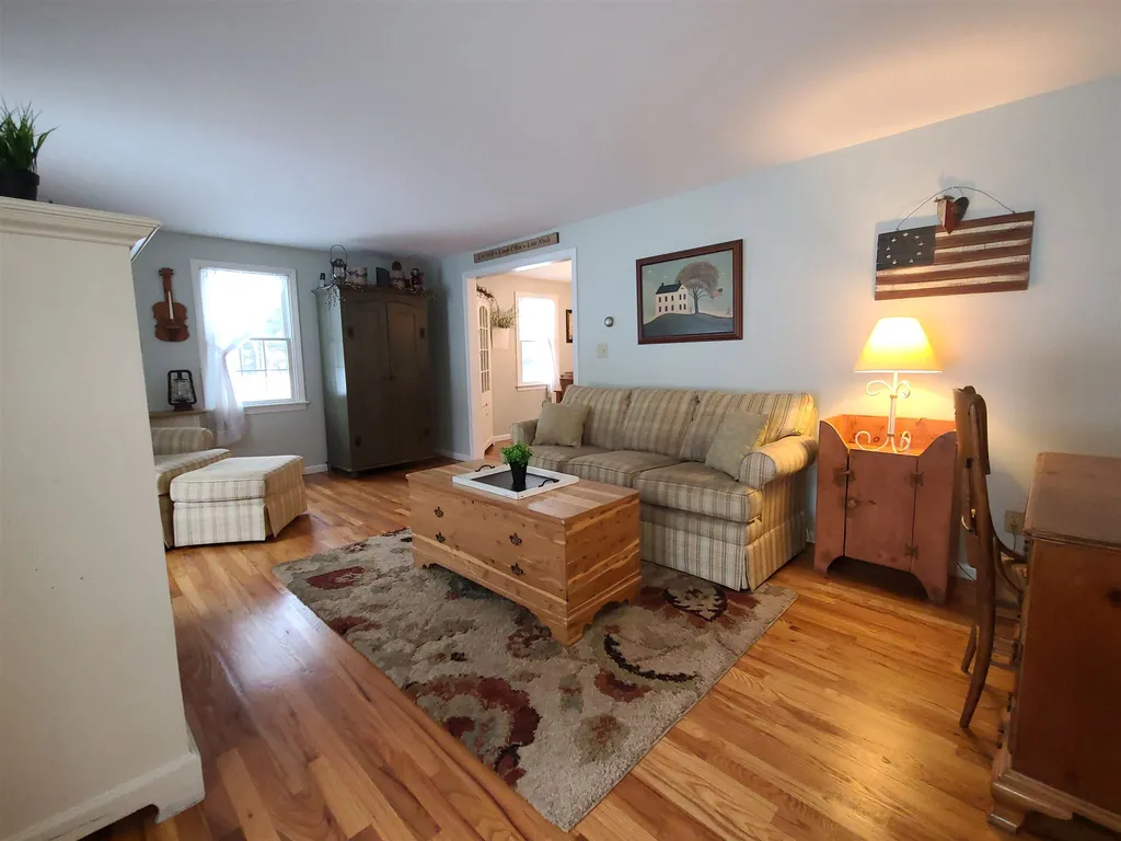 4 Meadow Lane Rochester NH 03867