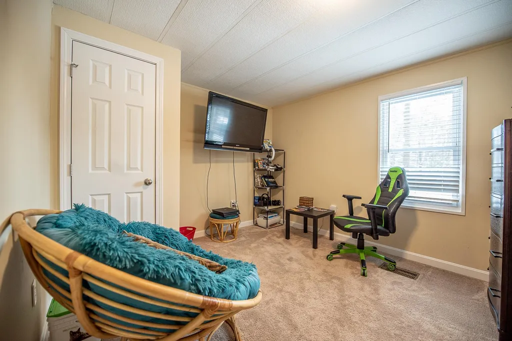 19 Silkwood Avenue Belmont NH 03220