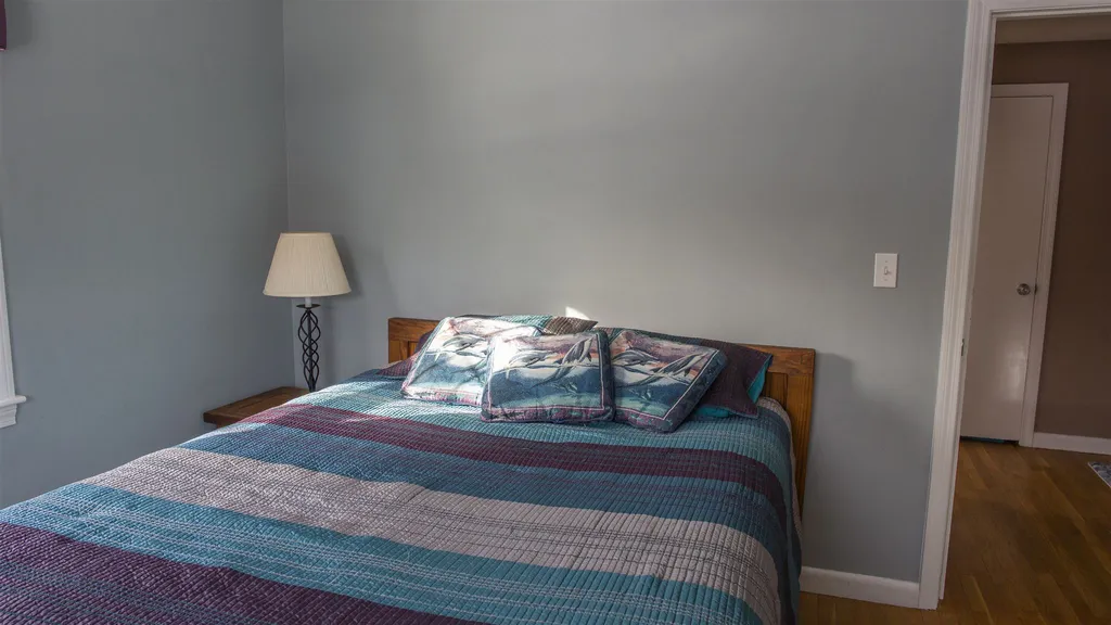 12 Crawford Avenue Exeter NH 03833