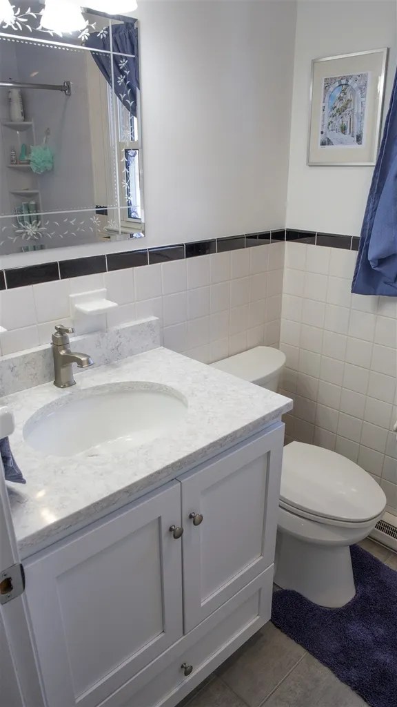 12 Crawford Avenue Exeter NH 03833