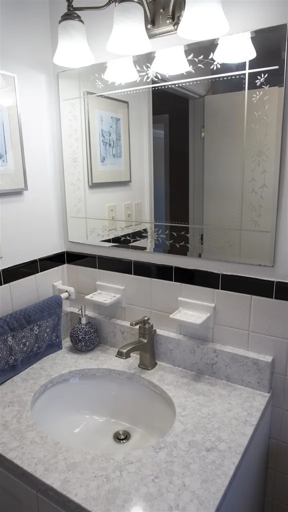 12 Crawford Avenue Exeter NH 03833