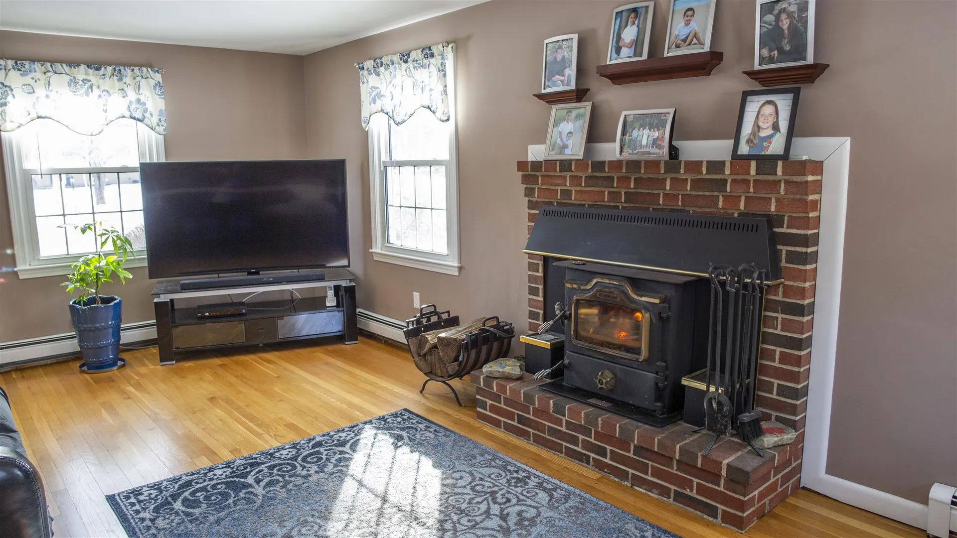 12 Crawford Avenue Exeter NH 03833