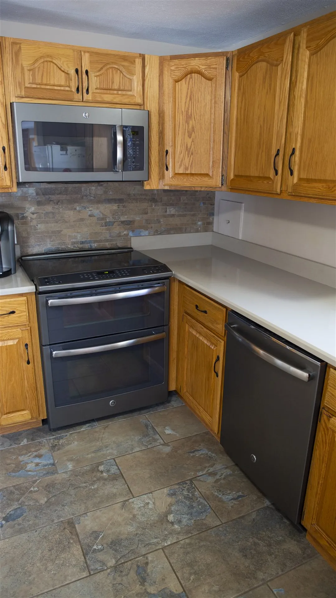 12 Crawford Avenue Exeter NH 03833