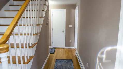 12 Crawford Avenue Exeter NH 03833