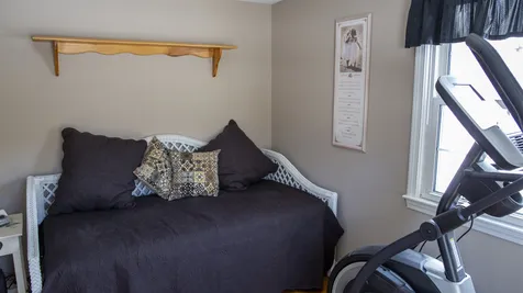 12 Crawford Avenue Exeter NH 03833