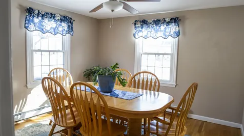 12 Crawford Avenue Exeter NH 03833