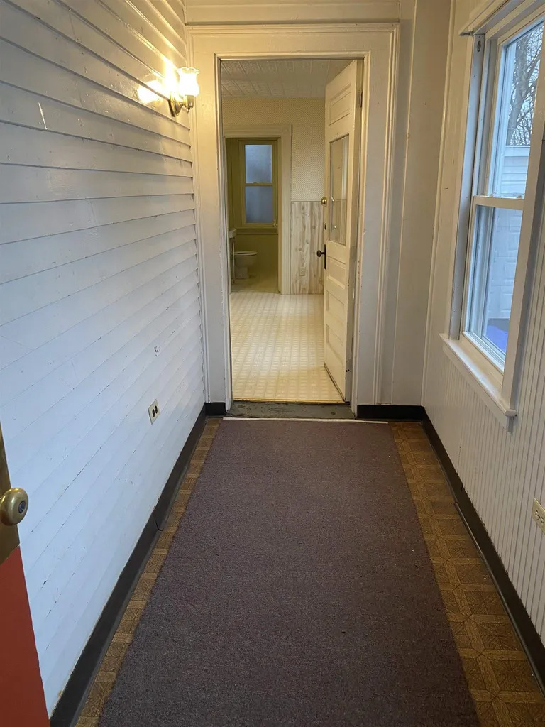 384 Amory Street Manchester NH 03103
