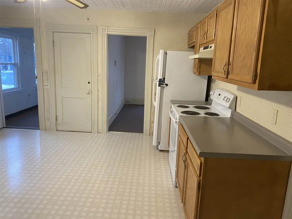 384 Amory Street Manchester NH 03103