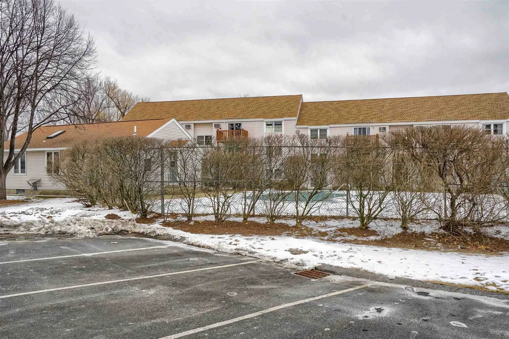 339 Circle Road Manchester NH 03103