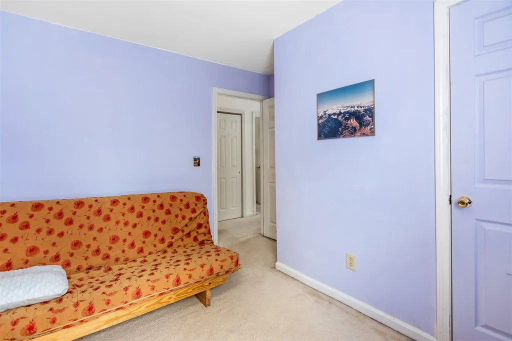 282 Ethan Allen Parkway Burlington VT 05408