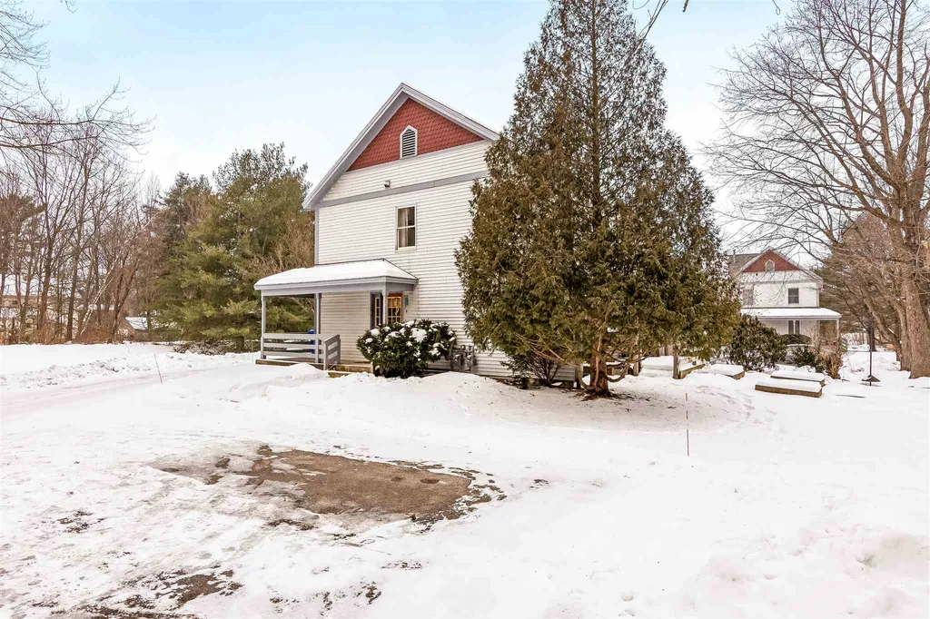 282 Ethan Allen Parkway Burlington VT 05408