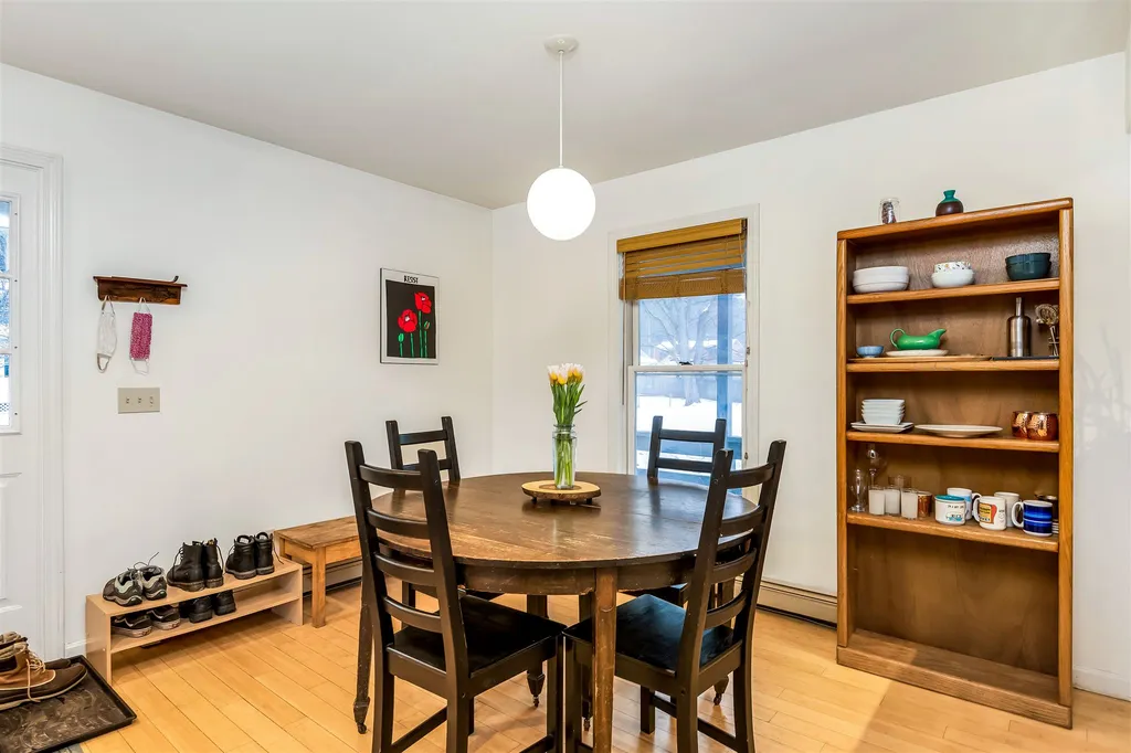 282 Ethan Allen Parkway Burlington VT 05408