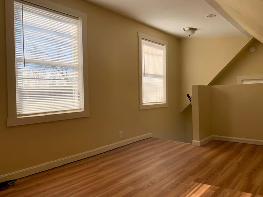 71 East Bow Street Franklin NH 03235