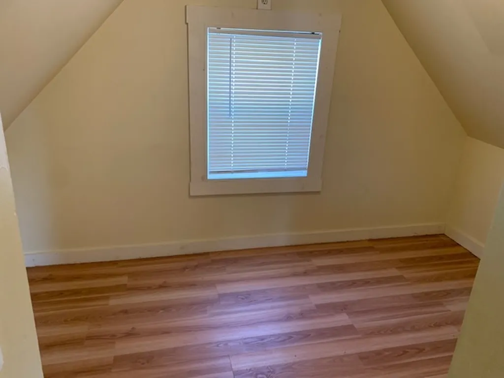 71 East Bow Street Franklin NH 03235