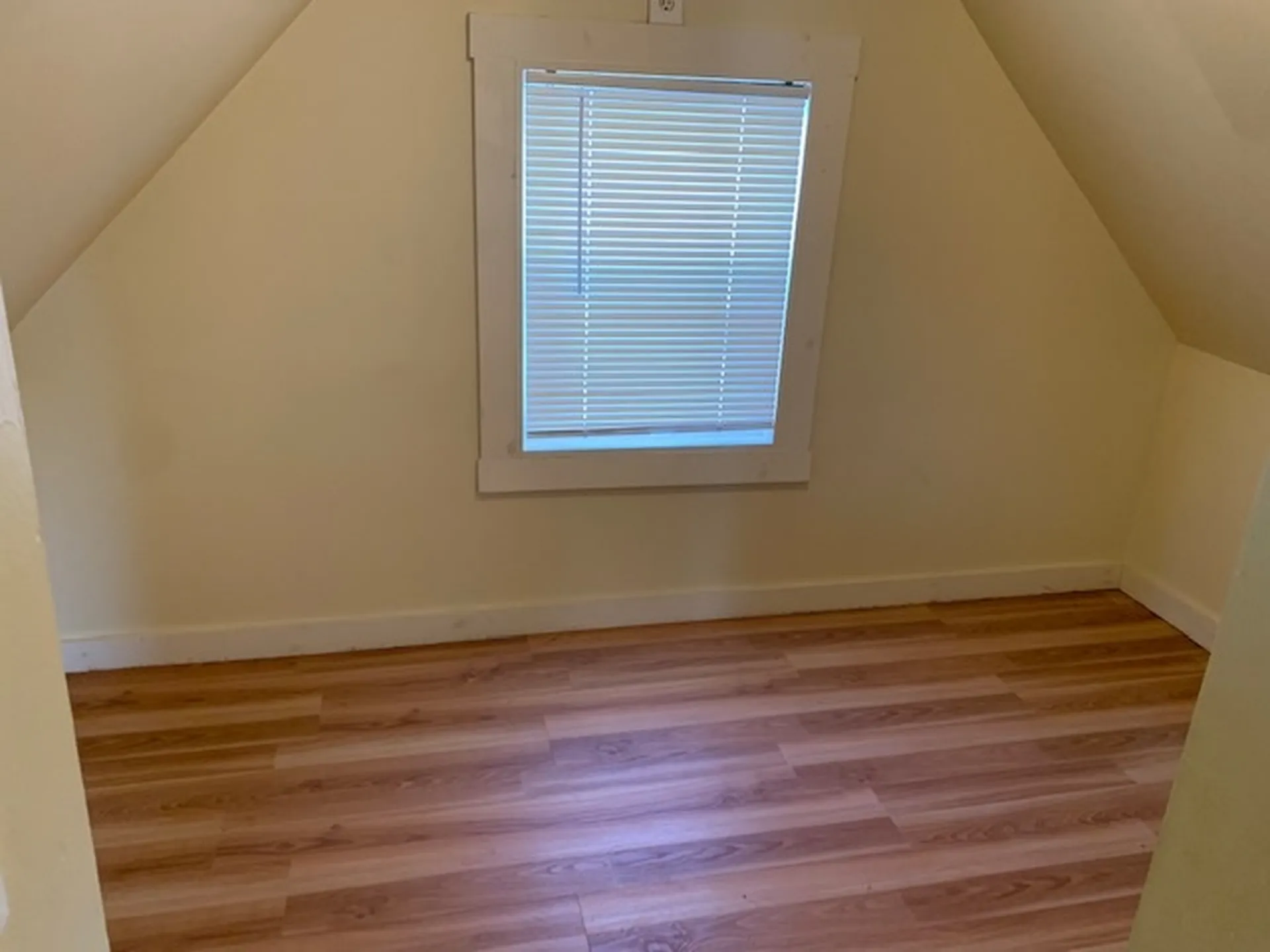 71 East Bow Street Franklin NH 03235